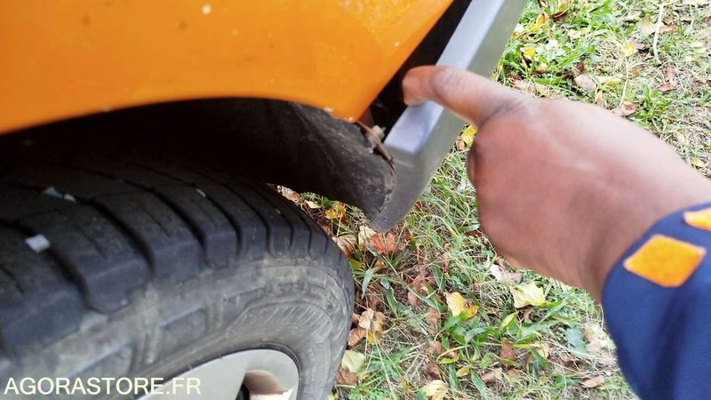 Renault Trafic - 2007 - 261796kms - 608bzx31 - Furgão: foto 3 Renault Trafic - 2007 - 261796kms - 608bzx31 - Furgão: foto 3
