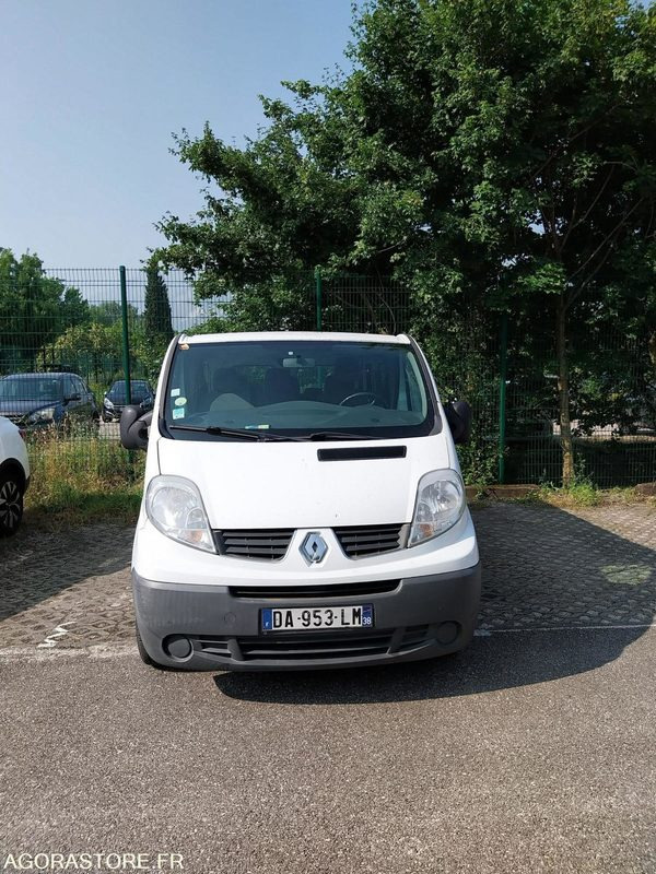 Renault Trafic 9 places DA-953-LM de 2013 avec 135 698 kms - Micro-ônibus, Furgão de passageiros: foto 3 Renault Trafic 9 places DA-953-LM de 2013 avec 135 698 kms - Micro-ônibus, Furgão de passageiros: foto 3