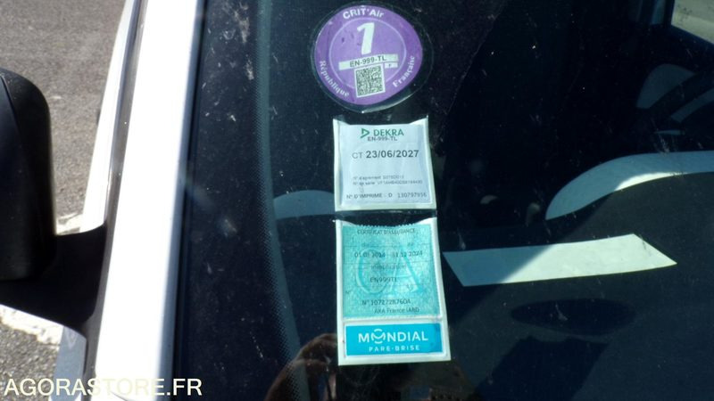 Renault Twingo 3 EN-999-TL (BP) - Automóvel: foto 3 Renault Twingo 3 EN-999-TL (BP) - Automóvel: foto 3