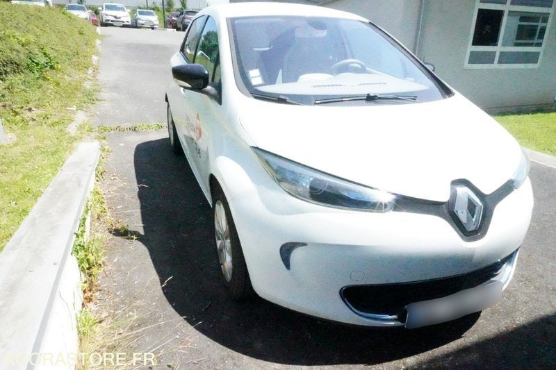 Renault ZOE ZEN 27765 kms 2014 - Automóvel: foto 2 Renault ZOE ZEN 27765 kms 2014 - Automóvel: foto 2