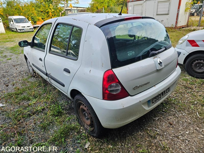Renault clio - 2008 - 189212km - 2985WX28 - Automóvel: foto 4 Renault clio - 2008 - 189212km - 2985WX28 - Automóvel: foto 4
