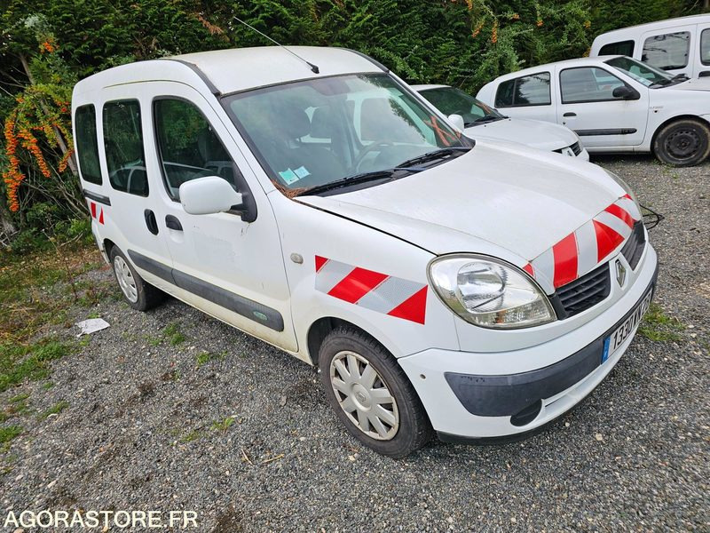 Renault kangoo - 2007 - 243472km - 1330WN28 - Automóvel: foto 2 Renault kangoo - 2007 - 243472km - 1330WN28 - Automóvel: foto 2