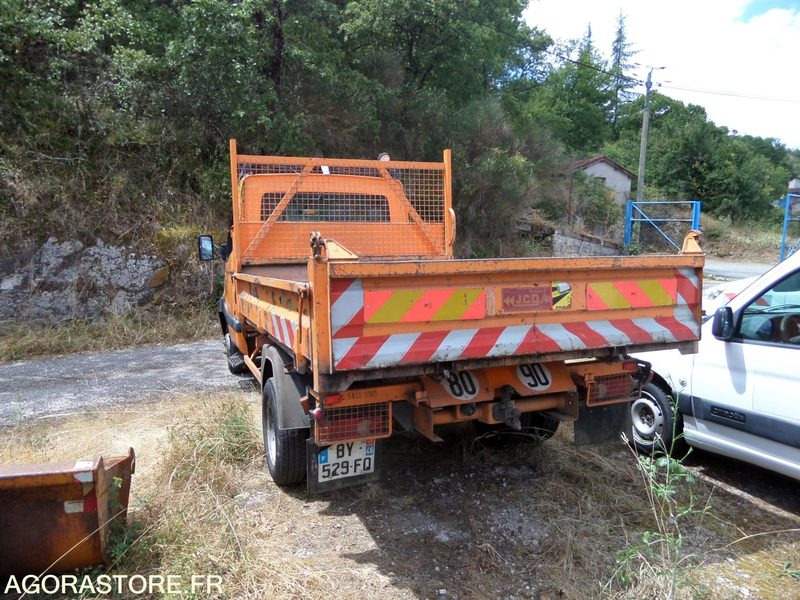 Renault mascott tribenne 5T- 310000km - 2001 (BY-529-FQ) - Furgão basculante: foto 4 Renault mascott tribenne 5T- 310000km - 2001 (BY-529-FQ) - Furgão basculante: foto 4