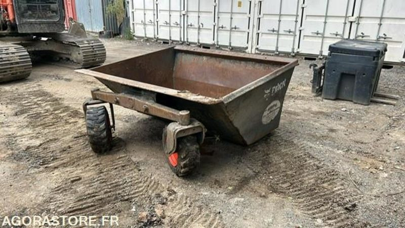 SKID JCB T190 2007 1150 HRS AVEC GODETS, FOURCHE ET TOMBEREAU - Carregadeira: foto 4 SKID JCB T190 2007 1150 HRS AVEC GODETS, FOURCHE ET TOMBEREAU - Carregadeira: foto 4
