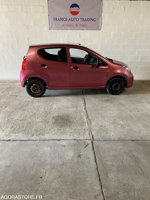 Suzuki Alto 6 - 2010 - 172 700km - Automóvel: foto 3 Suzuki Alto 6 - 2010 - 172 700km - Automóvel: foto 3