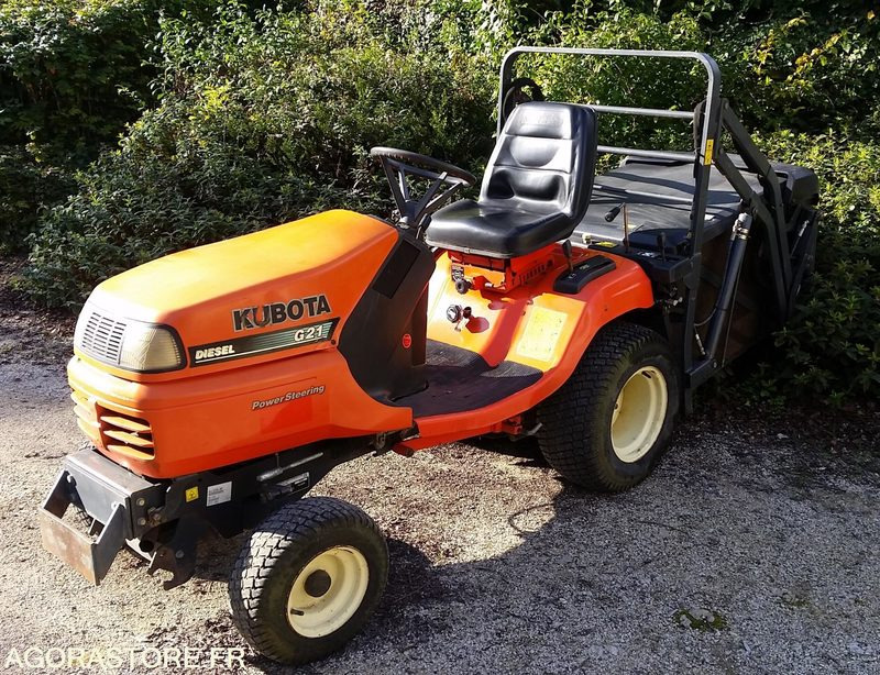 TONDEUSE KUBOTA G21 DIESEL 2007 933H SANS PLATEAU DE COUPE - Cortador de grama: foto 1 TONDEUSE KUBOTA G21 DIESEL 2007 933H SANS PLATEAU DE COUPE - Cortador de grama: foto 1
