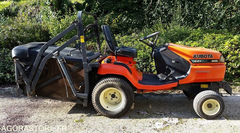 TONDEUSE KUBOTA G21 DIESEL 2007 933H SANS PLATEAU DE COUPE - Cortador de grama: foto 4 TONDEUSE KUBOTA G21 DIESEL 2007 933H SANS PLATEAU DE COUPE - Cortador de grama: foto 4