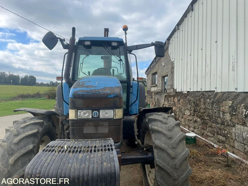 TRACTEUR NEW HOLLAND 8160 RANGE COMMAND - 1999 - 10500h - Trator: foto 5 TRACTEUR NEW HOLLAND 8160 RANGE COMMAND - 1999 - 10500h - Trator: foto 5