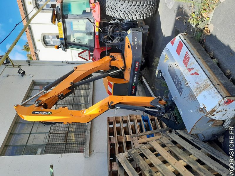 Tracteur Massey Ferguson + broyeur Noremat - Trator: foto 5 Tracteur Massey Ferguson + broyeur Noremat - Trator: foto 5