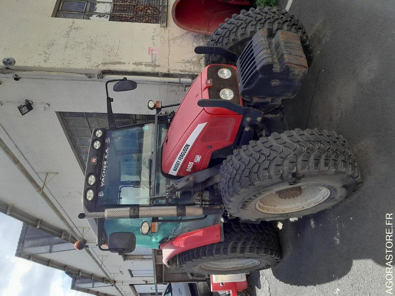 Tracteur Massey Ferguson + broyeur Noremat - Trator: foto 2 Tracteur Massey Ferguson + broyeur Noremat - Trator: foto 2