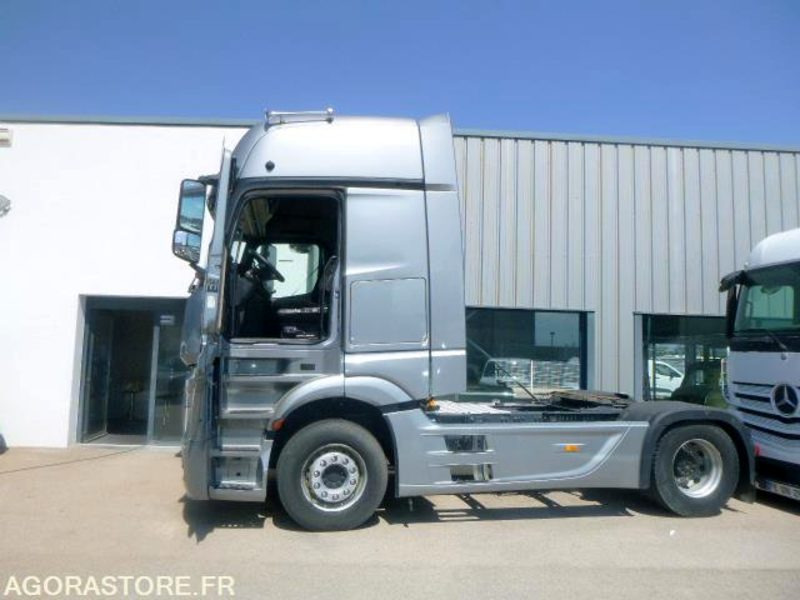MERCEDES ACTROS 1845 GRANDE CABINE - 2012 - IMMATRICULATION SLOVENE - Tractor: foto 2 MERCEDES ACTROS 1845 GRANDE CABINE - 2012 - IMMATRICULATION SLOVENE - Tractor: foto 2