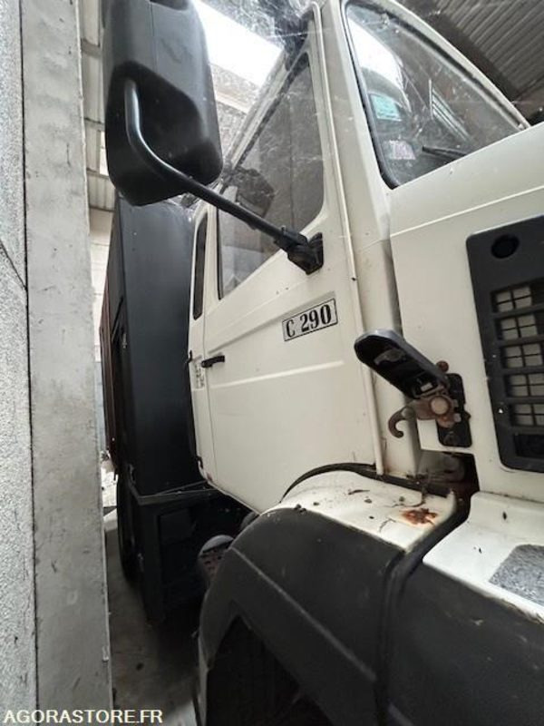 RENAULT TRACTEUR C290 4X4 110KM/H 282500 KM - Tractor: foto 2 RENAULT TRACTEUR C290 4X4 110KM/H 282500 KM - Tractor: foto 2