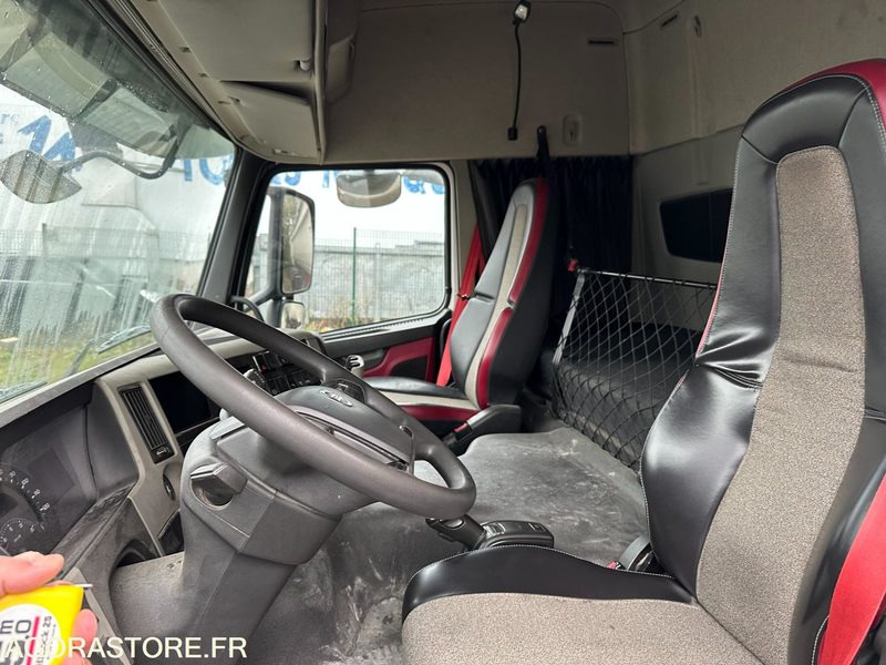 VOLVO FMII 450 EURO 6 - 2015 - 445 000 KMS - Tractor: foto 3 VOLVO FMII 450 EURO 6 - 2015 - 445 000 KMS - Tractor: foto 3