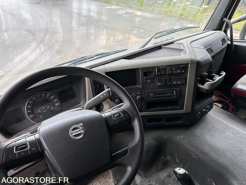 VOLVO FMII 450 EURO 6 - 2015 - 445 000 KMS - Tractor: foto 4 VOLVO FMII 450 EURO 6 - 2015 - 445 000 KMS - Tractor: foto 4