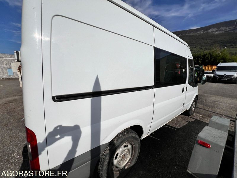 UTILITAIRE FORD TRANSIT - 2011 / 160 000 KM - MOTEUR HS - Furgão: foto 3 UTILITAIRE FORD TRANSIT - 2011 / 160 000 KM - MOTEUR HS - Furgão: foto 3