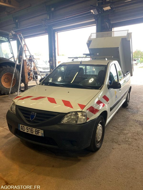 VEHICULE BENNE DACIA LOGAN PICK UP - Furgão basculante: foto 2 VEHICULE BENNE DACIA LOGAN PICK UP - Furgão basculante: foto 2