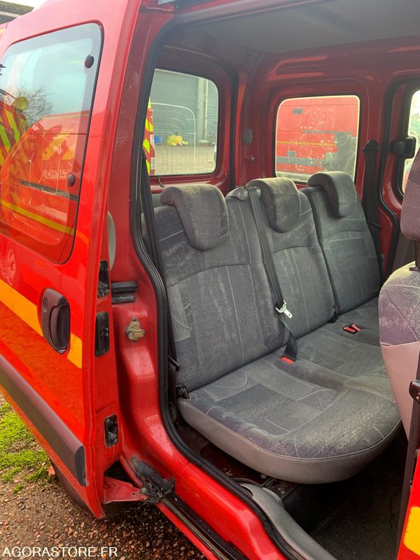 VLR RENAULT KANGOO1 8531XQ76 - Furgão compacto: foto 4 VLR RENAULT KANGOO1 8531XQ76 - Furgão compacto: foto 4
