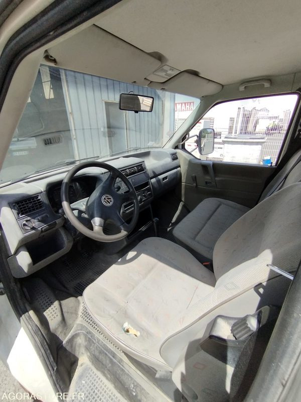 VOLWAGEN TRANSPORTER PLATEAU - Furgão: foto 5 VOLWAGEN TRANSPORTER PLATEAU - Furgão: foto 5