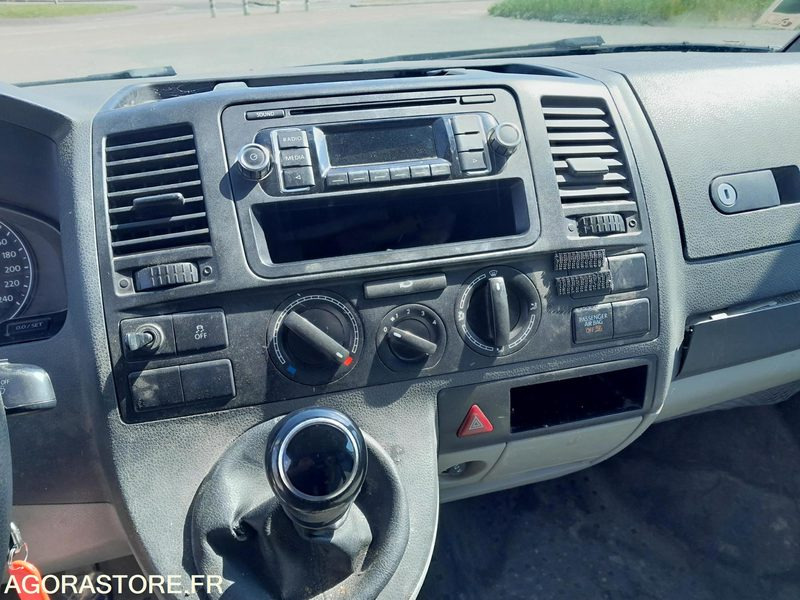 VW TRANSPORTER L2H3 4X4 DF-939-WZ - Furgão: foto 5 VW TRANSPORTER L2H3 4X4 DF-939-WZ - Furgão: foto 5