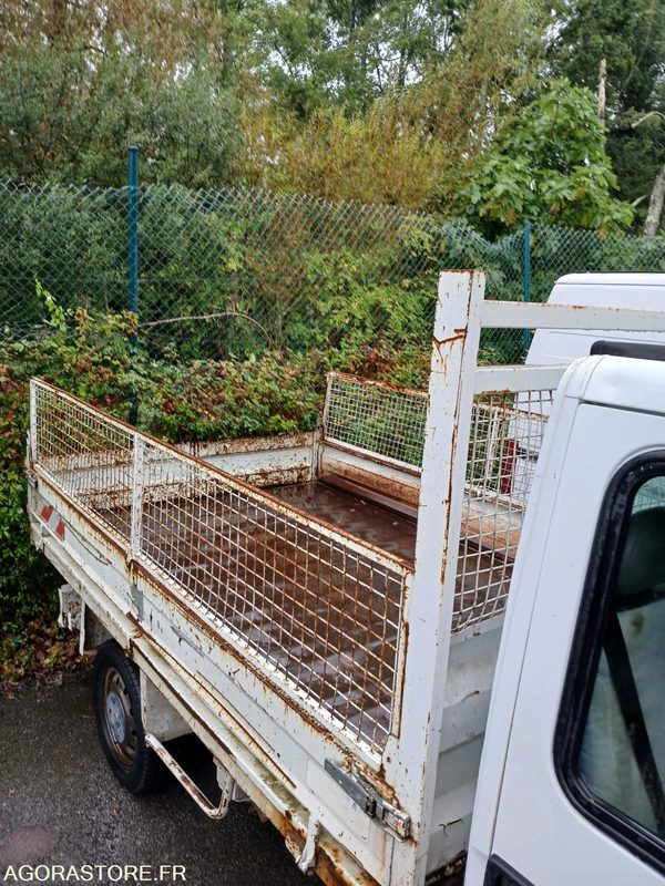 Renault Master benne (55705) - Veículo comercial: foto 2 Renault Master benne (55705) - Veículo comercial: foto 2