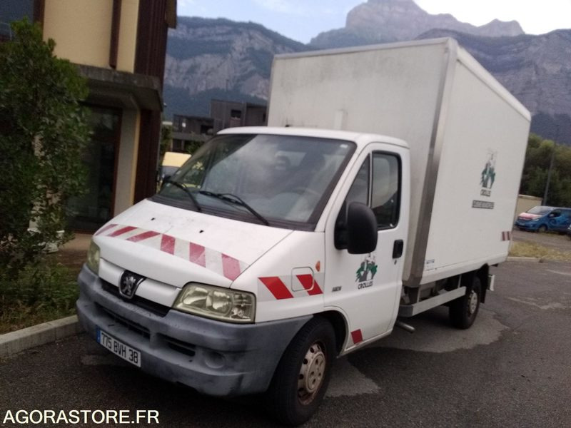 Peugeot boxer hayon 500kgs joint culasse HS - Veículo comercial: foto 1 Peugeot boxer hayon 500kgs joint culasse HS - Veículo comercial: foto 1