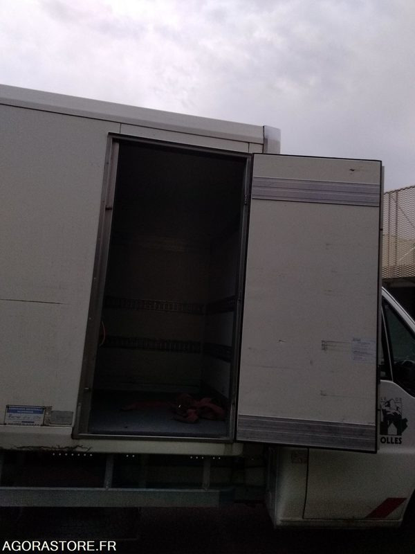 Peugeot boxer hayon 500kgs joint culasse HS - Veículo comercial: foto 5 Peugeot boxer hayon 500kgs joint culasse HS - Veículo comercial: foto 5