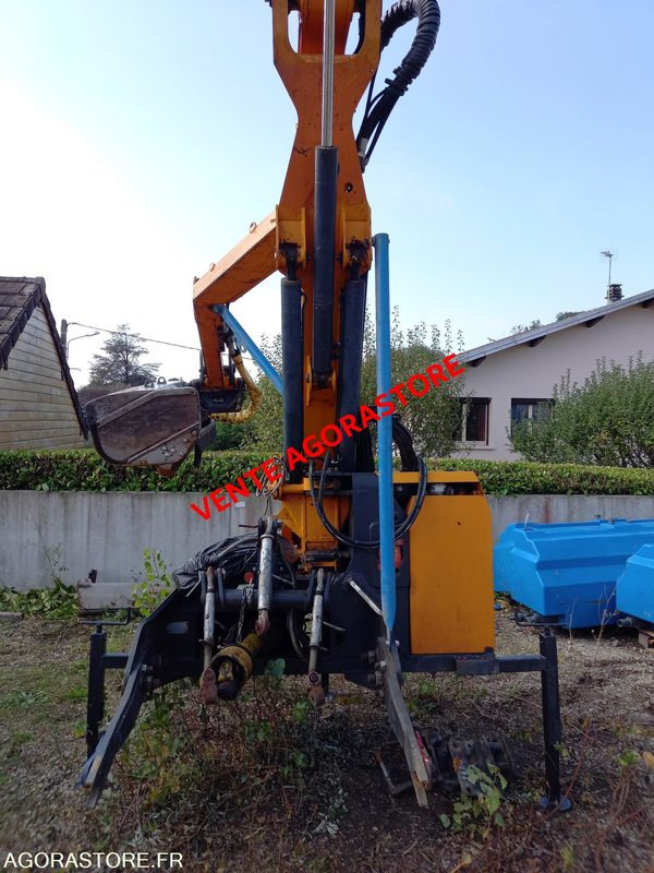 Vends épareuse NOREMAT MAGISTRA M60 - Equipamentos para jardinagem: foto 2 Vends épareuse NOREMAT MAGISTRA M60 - Equipamentos para jardinagem: foto 2