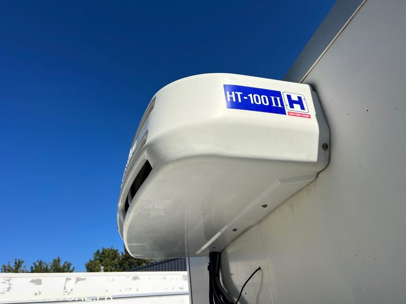 Volkswagen TRANSPORTER TDI 140CH FRIGO DBLE COMPARTIMENT2013 PRIX TTC SANS TVA - Carrinha frigorífica: foto 3 Volkswagen TRANSPORTER TDI 140CH FRIGO DBLE COMPARTIMENT2013 PRIX TTC SANS TVA - Carrinha frigorífica: foto 3