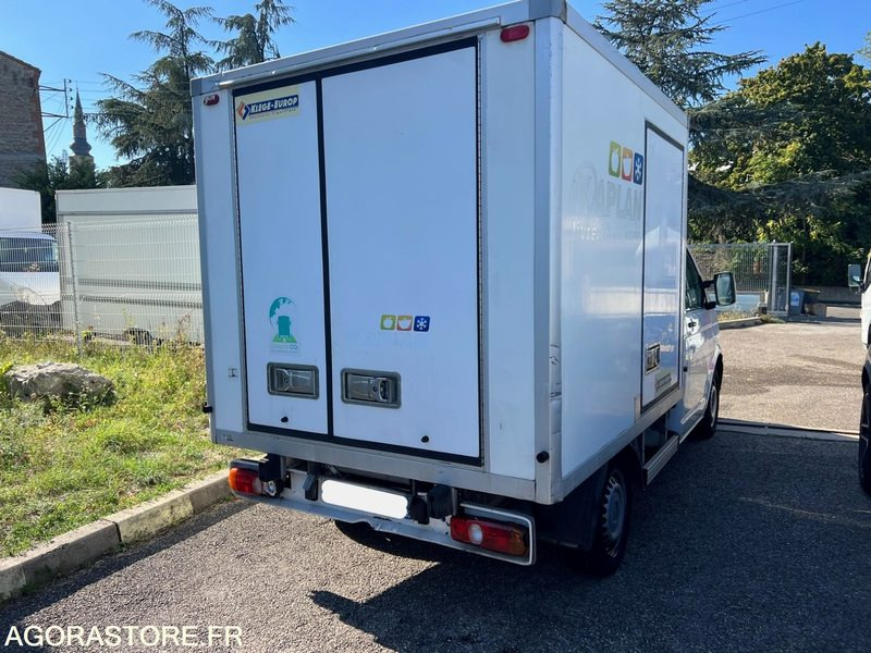 Carrinha frigorífica Volkswagen TRANSPORTER TDI 140CH FRIGO DBLE COMPARTIMENT2013 PRIX TTC SANS TVA: foto 6 Carrinha frigorífica Volkswagen TRANSPORTER TDI 140CH FRIGO DBLE COMPARTIMENT2013 PRIX TTC SANS TVA: foto 6