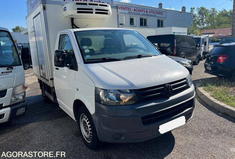 Volkswagen TRANSPORTER TDI 140CH FRIGO DBLE COMPARTIMENT2013 PRIX TTC SANS TVA - Carrinha frigorífica: foto 1 Volkswagen TRANSPORTER TDI 140CH FRIGO DBLE COMPARTIMENT2013 PRIX TTC SANS TVA - Carrinha frigorífica: foto 1