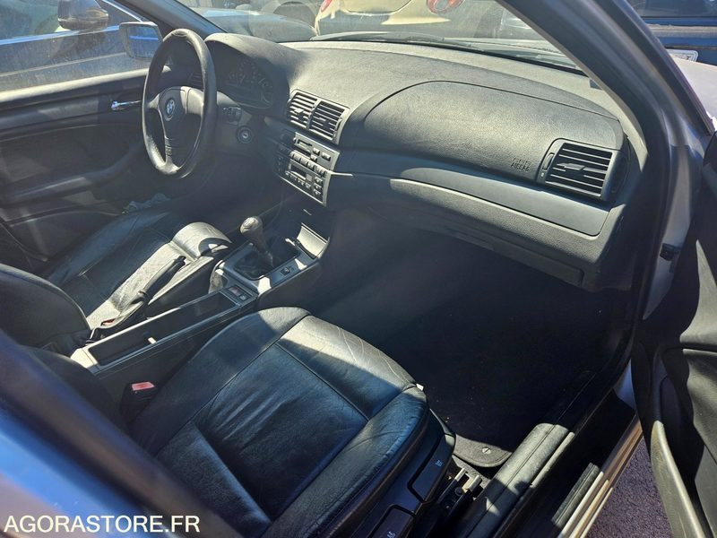 Bmw 316i touring - 2000 - 308 000km - Automóvel: foto 4 Bmw 316i touring - 2000 - 308 000km - Automóvel: foto 4