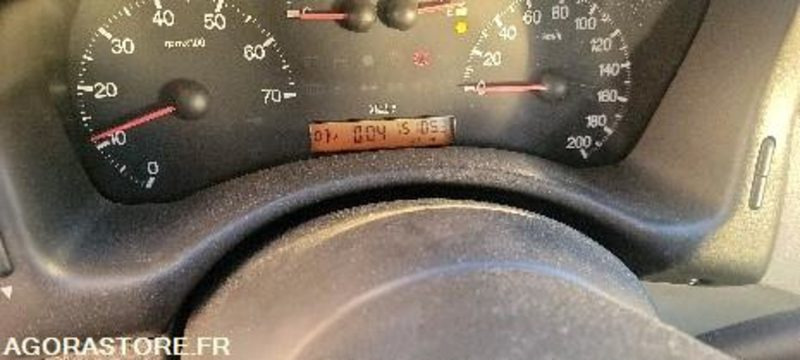 Fiat punto 151053 kms 2002 - Automóvel: foto 4 Fiat punto 151053 kms 2002 - Automóvel: foto 4