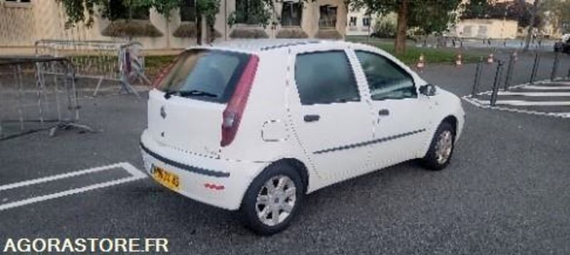 Fiat punto 209968 kms 2005 - Automóvel: foto 2 Fiat punto 209968 kms 2005 - Automóvel: foto 2