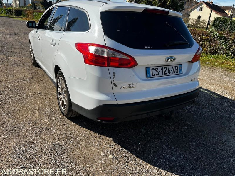 Ford focus 1lecoboost 2013 149000km - Carro perua: foto 4 Ford focus 1lecoboost 2013 149000km - Carro perua: foto 4