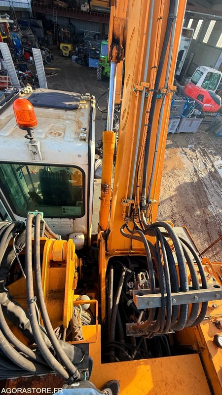 Pelle liebherr A914 LITRONIC - 2002 - 20 000 heures ENTRETIEN LIEBHERR - Escavadeira: foto 3 Pelle liebherr A914 LITRONIC - 2002 - 20 000 heures ENTRETIEN LIEBHERR - Escavadeira: foto 3