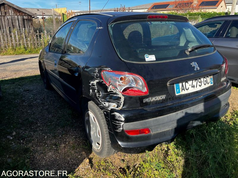 Peugeot 206+ 1.4 hdi 2009 185000km - Automóvel: foto 3 Peugeot 206+ 1.4 hdi 2009 185000km - Automóvel: foto 3