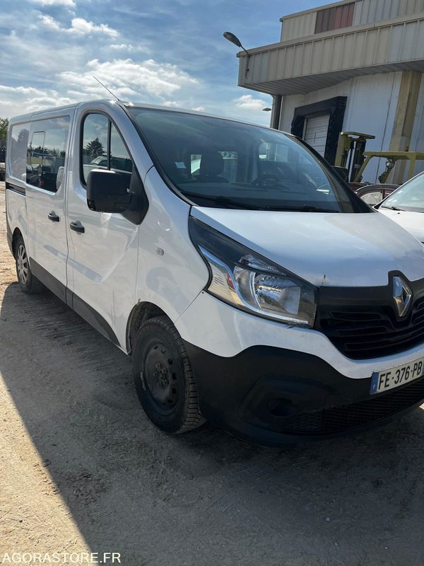 Renault trafic 1.6dci 6places 2019 291000km - Furgão compacto: foto 1 Renault trafic 1.6dci 6places 2019 291000km - Furgão compacto: foto 1