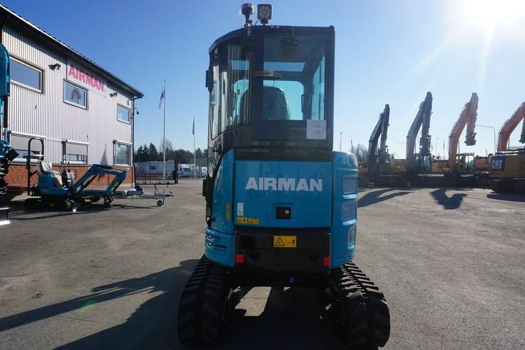 Airman AX26U-7 *Uthyres* - Mini escavadeira: foto 2 Airman AX26U-7 *Uthyres* - Mini escavadeira: foto 2