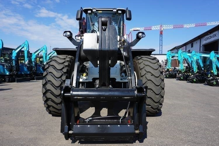 Hidromek HMK 635 WL-5 - Carregadeira de rodas: foto 4 Hidromek HMK 635 WL-5 - Carregadeira de rodas: foto 4