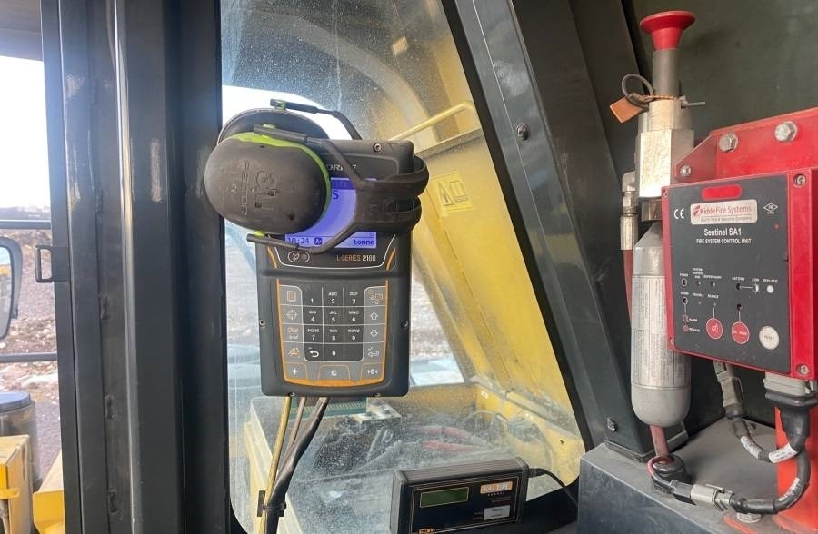 Locação de Komatsu HD405-7 Komatsu HD405-7: foto 9 Locação de Komatsu HD405-7 Komatsu HD405-7: foto 9