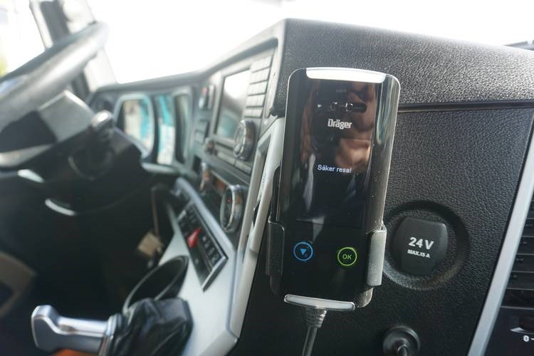 Caminhão basculante Mercedes-Benz Arocs 3263 , 8x4 Tridem: foto 23