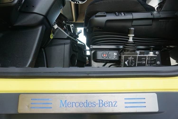 Caminhão basculante Mercedes-Benz Arocs 3263 , 8x4 Tridem: foto 14