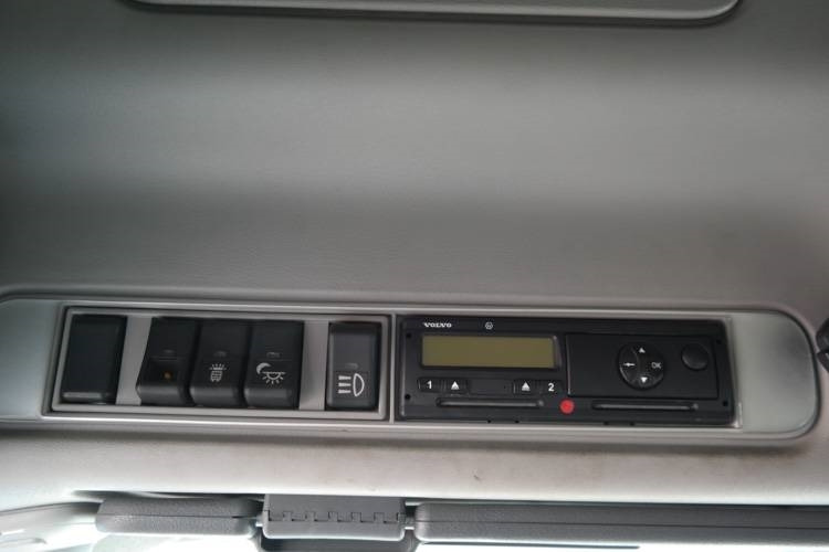 Tractor Volvo FH 13 480: foto 7