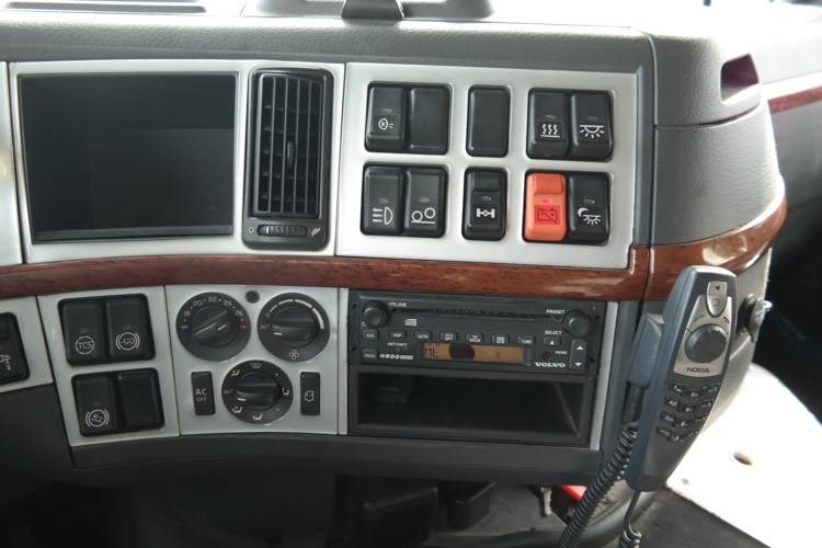 Tractor Volvo FH13 480: foto 13