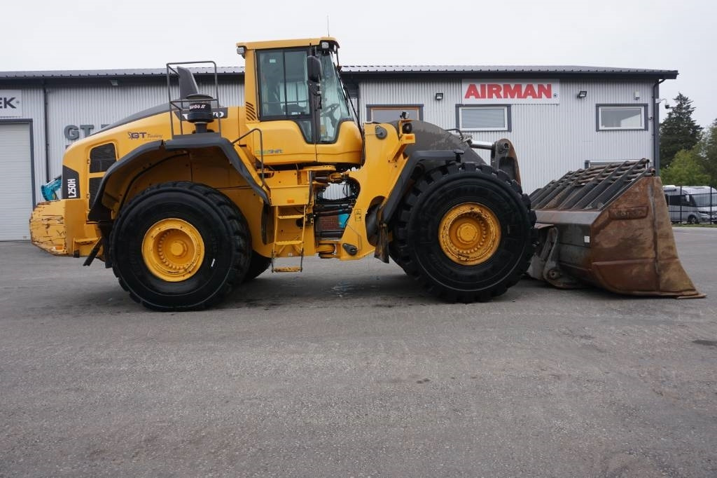 Volvo L250H *Uthyres*  - Carregadeira de rodas: foto 5 Volvo L250H *Uthyres*  - Carregadeira de rodas: foto 5