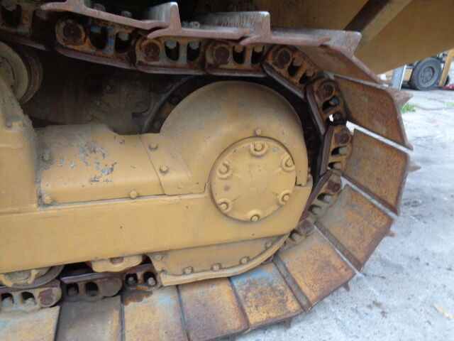 Caterpillar D6C - Buldôzer: foto 5 Caterpillar D6C - Buldôzer: foto 5