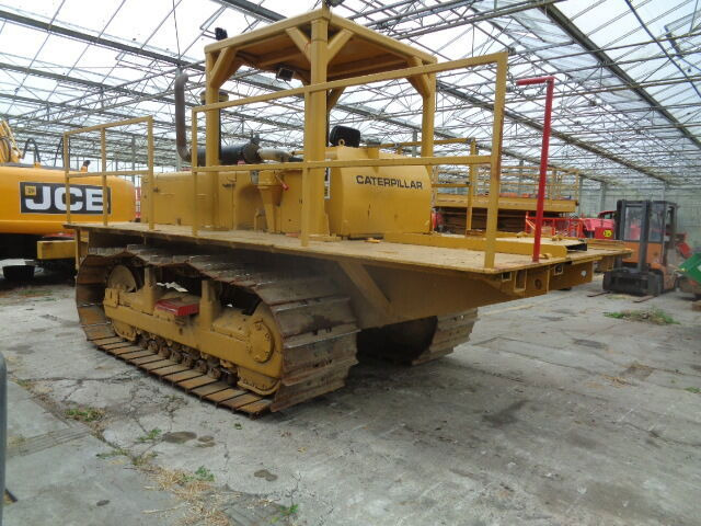 Caterpillar D6C - Buldôzer: foto 3 Caterpillar D6C - Buldôzer: foto 3