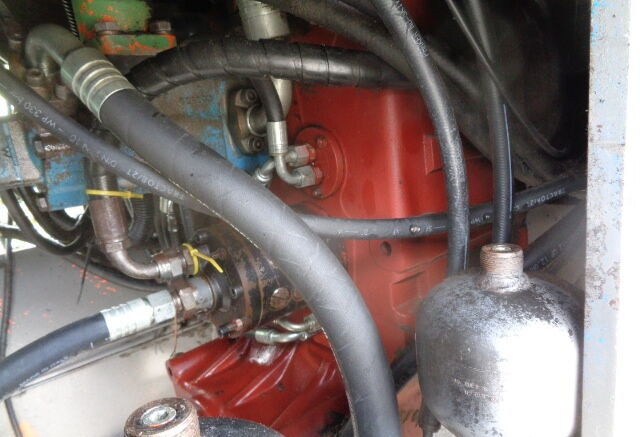 Locação de Daewoo MG300-3 Daewoo MG300-3: foto 18
