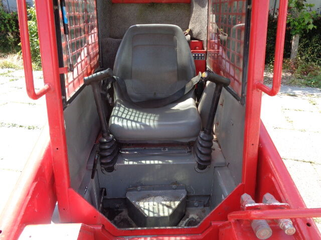 Mini carregadeira Gehl 1640: foto 12 Mini carregadeira Gehl 1640: foto 12