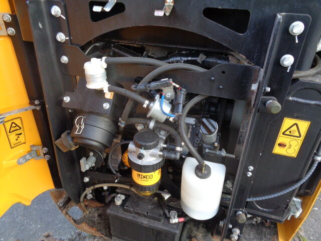 JCB 15C - Mini escavadeira: foto 5 JCB 15C - Mini escavadeira: foto 5